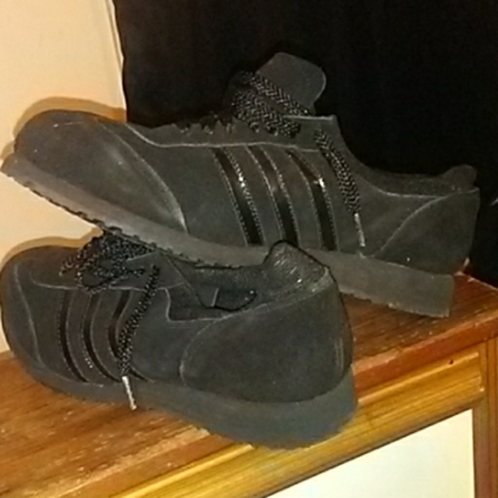 New Mens steel toed work shoes